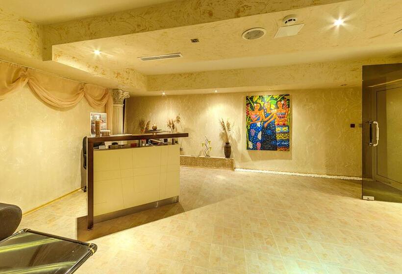 فندق Festa Pomorie Resort