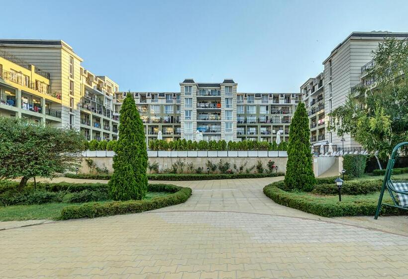 فندق Festa Pomorie Resort