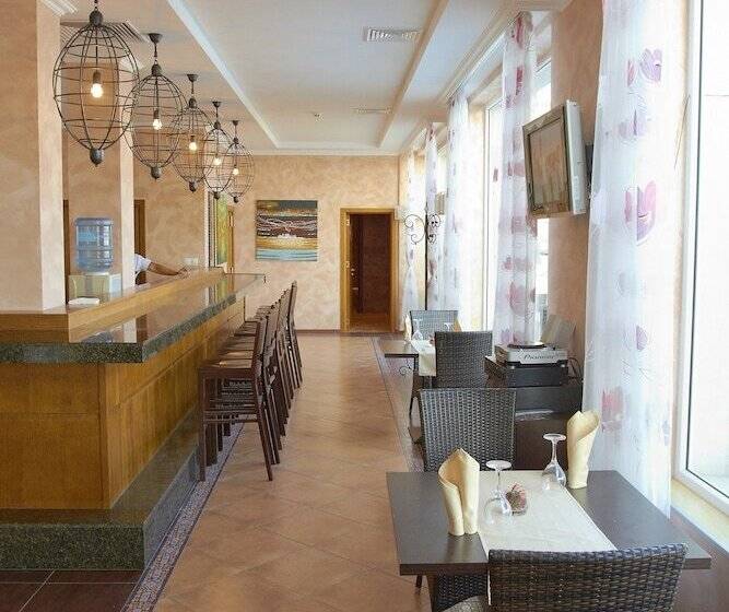 فندق Festa Pomorie Resort