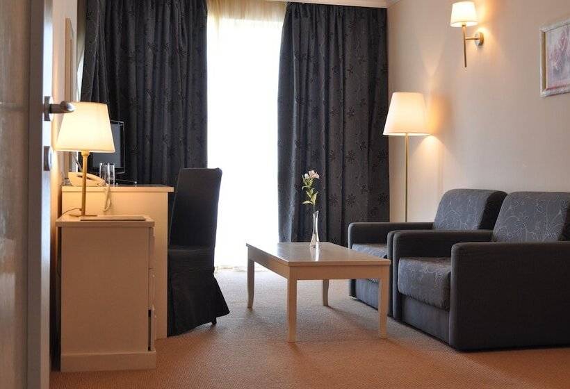 فندق Festa Pomorie Resort