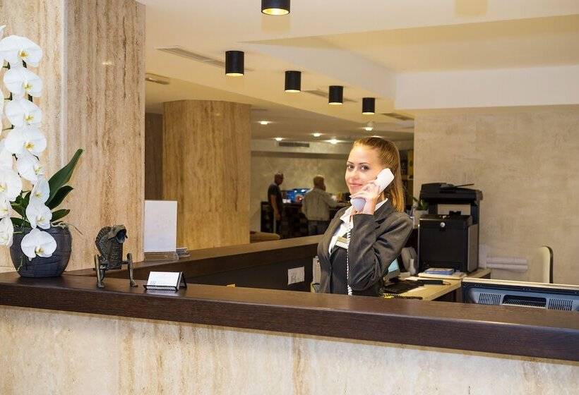 ホテル Festa Via Pontica