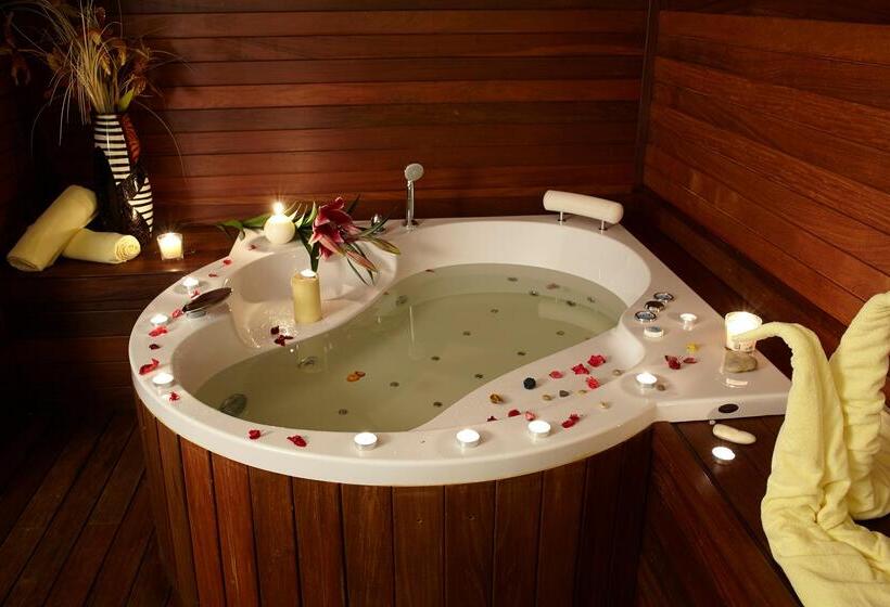 בית מלון כפרי Festa Winter Palace