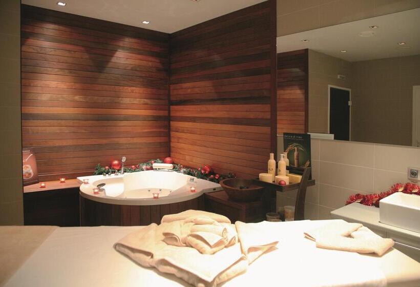 בית מלון כפרי Festa Winter Palace