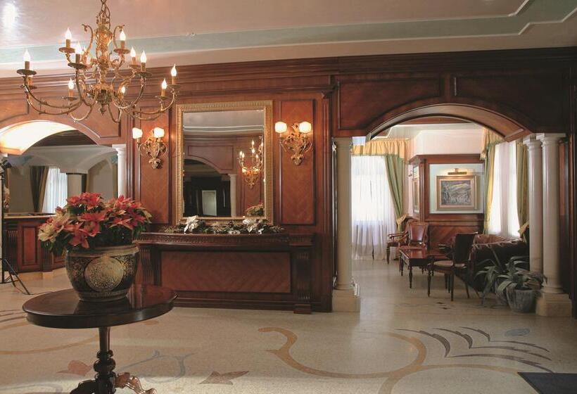 בית מלון כפרי Festa Winter Palace