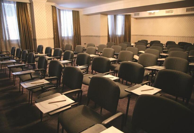 בית מלון כפרי Festa Winter Palace