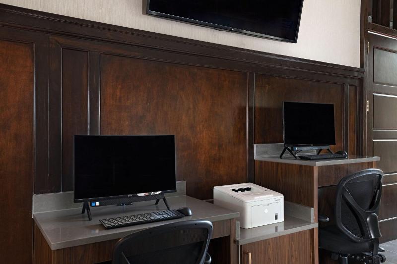 Отель Four Points By Sheraton Houston West