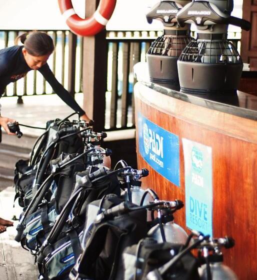 فندق Gayana Marine Resort