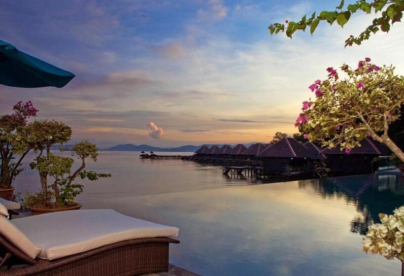 فندق Gayana Marine Resort