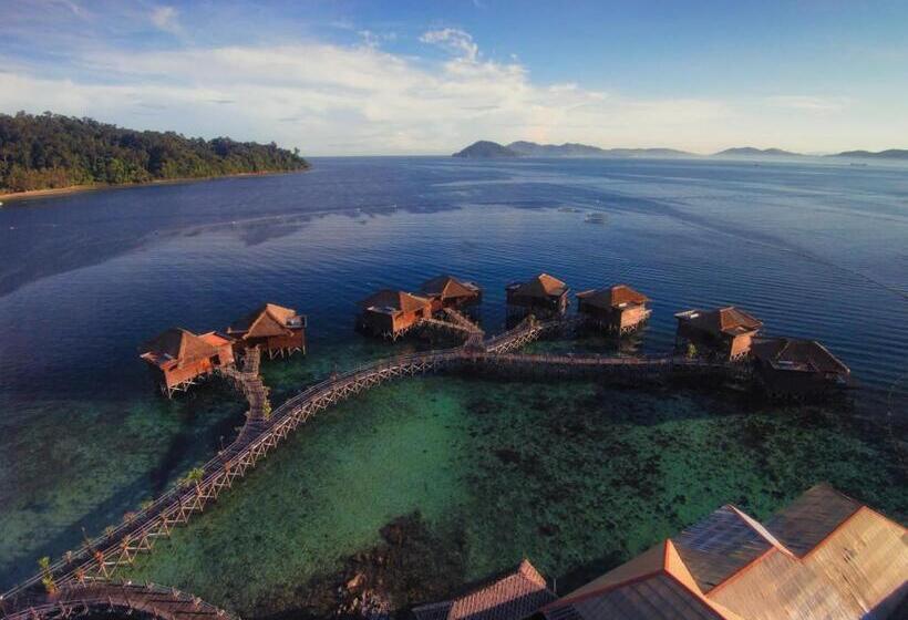 فندق Gayana Marine Resort