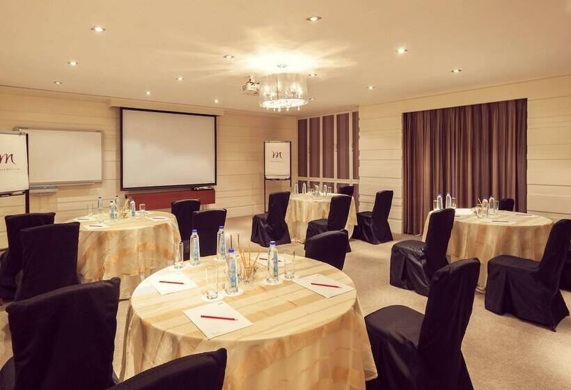 호텔 Grand Mercure Bangalore An Accor Brand