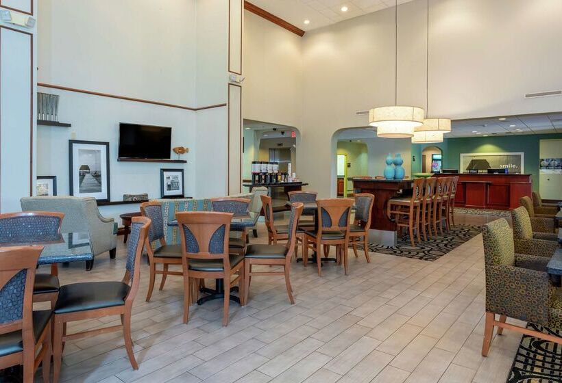 فندق Hampton Inn & Suites Ft. Pierce