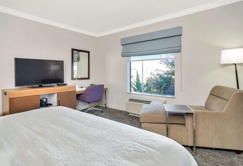 هتل Hampton Inn & Suites Fort Worth Fossil Creek