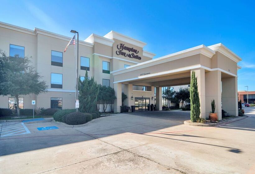 هتل Hampton Inn & Suites Fort Worth Fossil Creek