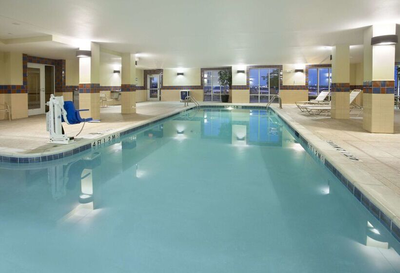 هتل Hampton Inn & Suites Fort Worth West I 30