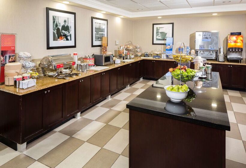 هتل Hampton Inn & Suites Las Vegas South