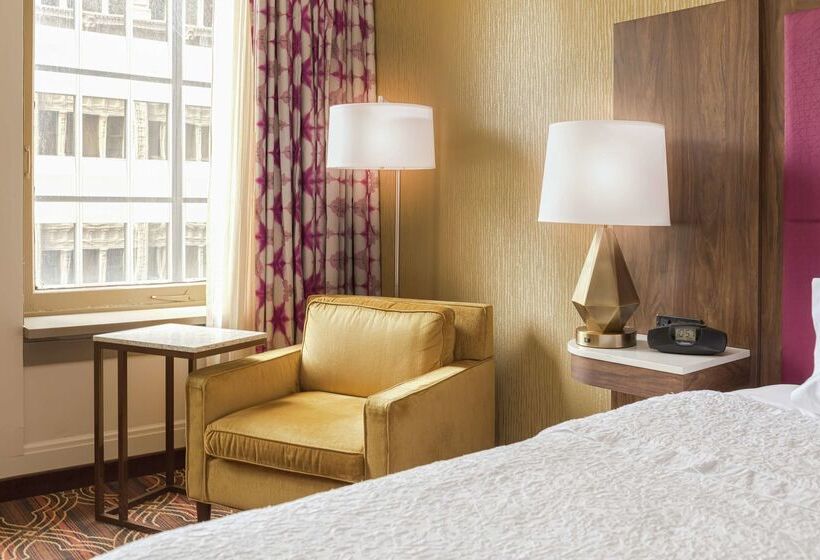호텔 Hampton Inn Majestic Chicago Theatre District