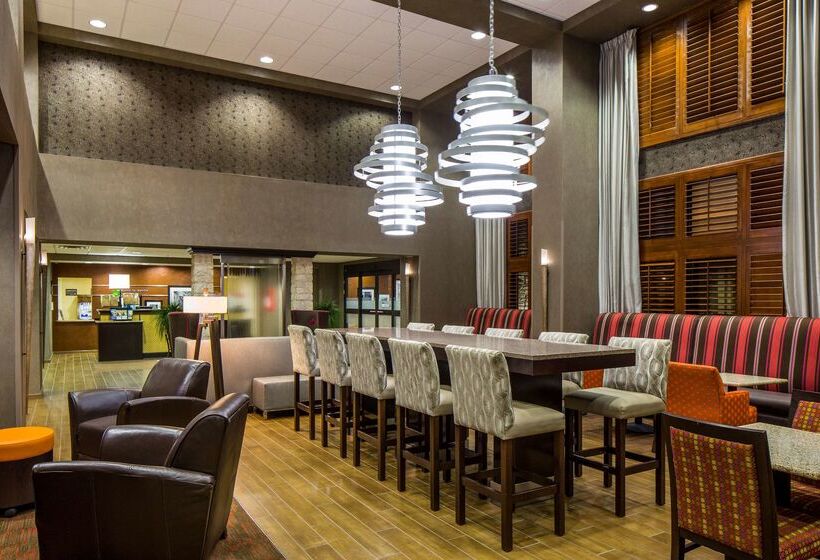 هتل Hampton Inn & Suites Austin Cedar Parklakeline