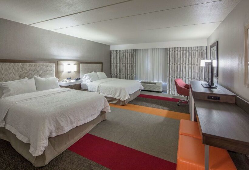هتل Hampton Inn & Suites Austin Cedar Parklakeline