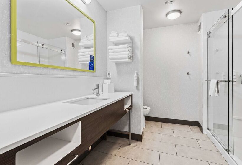 هتل Hampton Inn & Suites Colorado Springs/air Force Academy