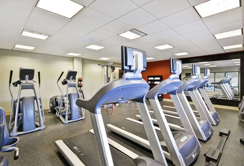 هتل Hampton Inn & Suites Columbuseaston Area
