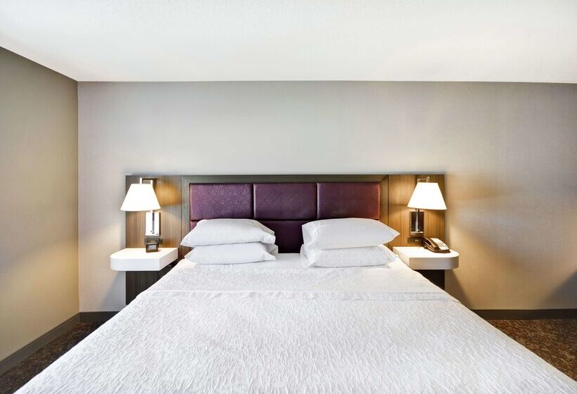 هتل Hampton Inn & Suites Columbuseaston Area