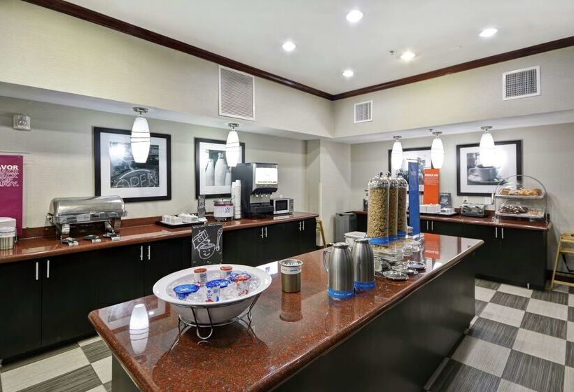 هتل Hampton Inn & Suites Corpus Christi I37  Navigation Blvd