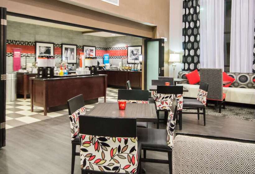 هتل Hampton Inn & Suites Orlandojohn Young Pkwy/s. Park