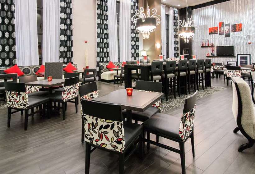 هتل Hampton Inn & Suites Orlandojohn Young Pkwy/s. Park