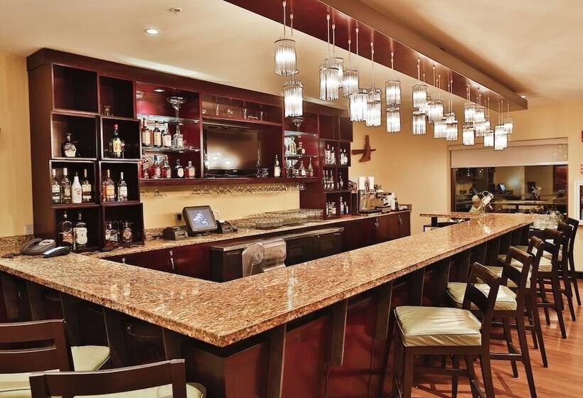 ホテル Hilton Garden Inn Guanacaste Airport