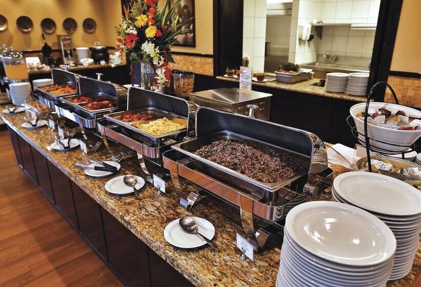 ホテル Hilton Garden Inn Guanacaste Airport