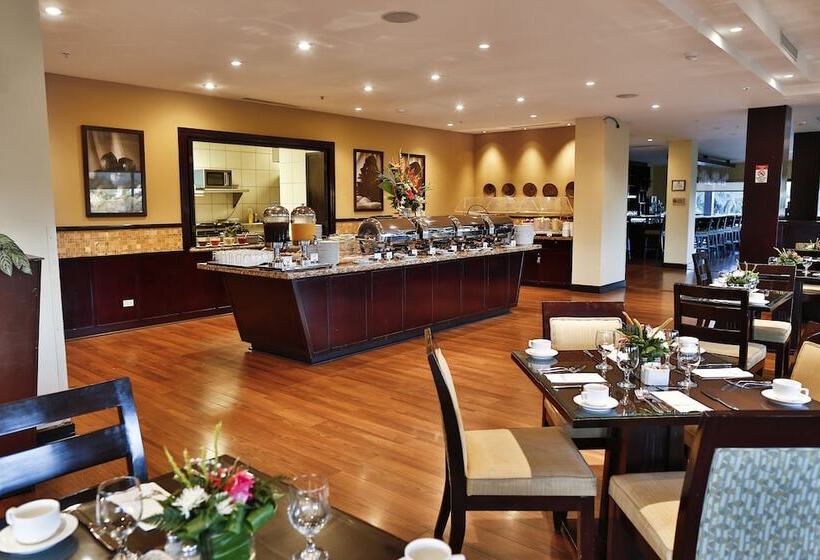 ホテル Hilton Garden Inn Guanacaste Airport