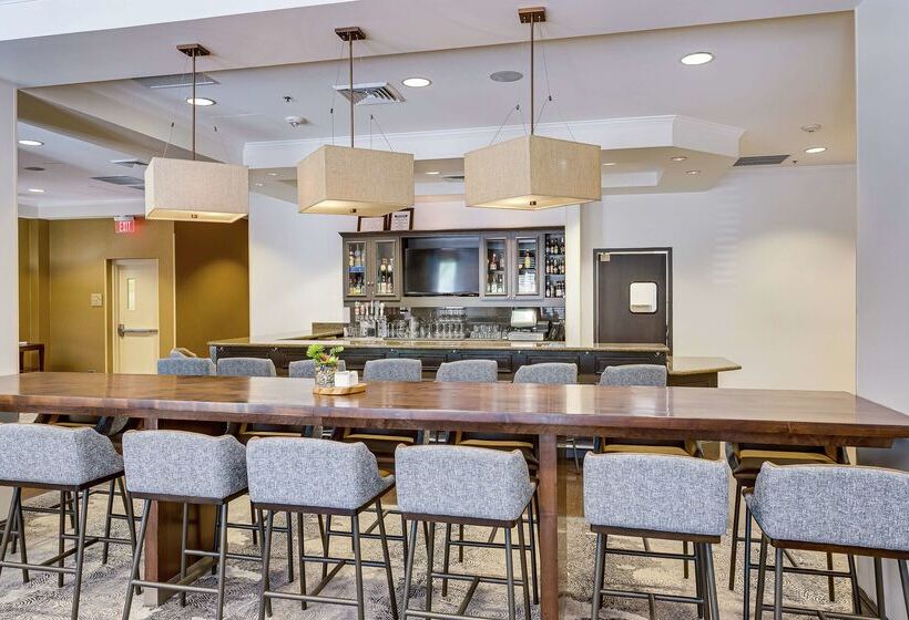 هتل Hilton Garden Inn Phoenix Airport North