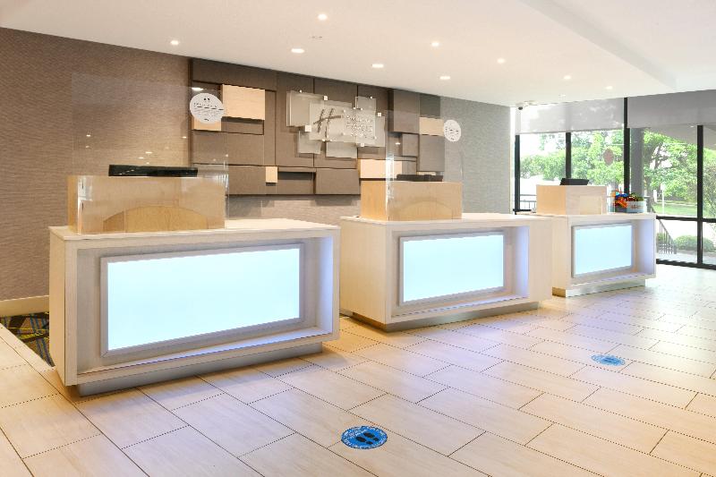 Holiday Inn Express Hotel & Suites Fort Worth Downtown, An Ihg