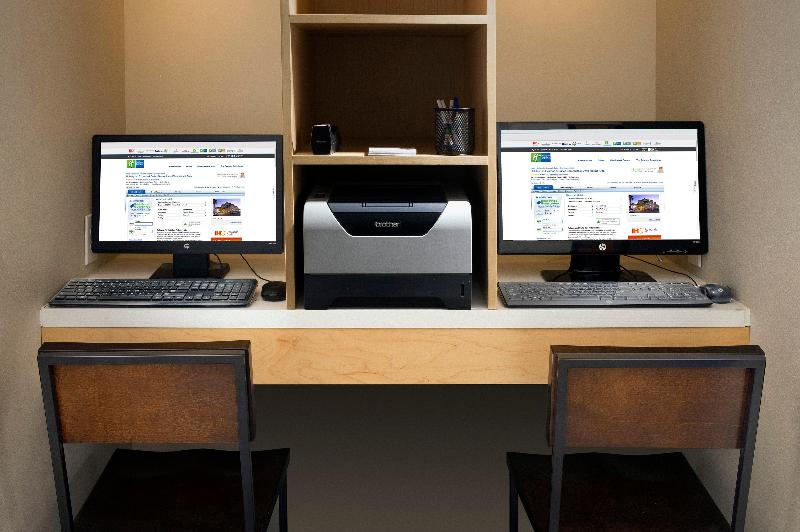 Отель Holiday Inn Express & Suites San Antonio Downtown Market Area, An Ihg