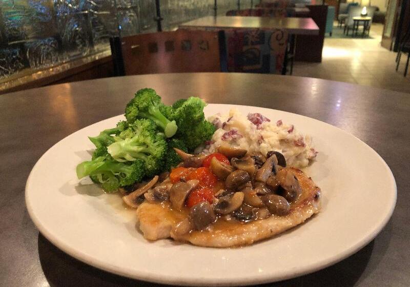 Holiday Inn Hotel & Suites Salt Lake City Airport West By Ihg