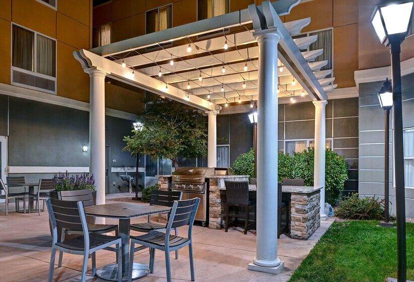 ホテル Homewood Suites By Hilton Albuquerque Airport