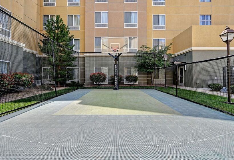 ホテル Homewood Suites By Hilton Albuquerque Airport