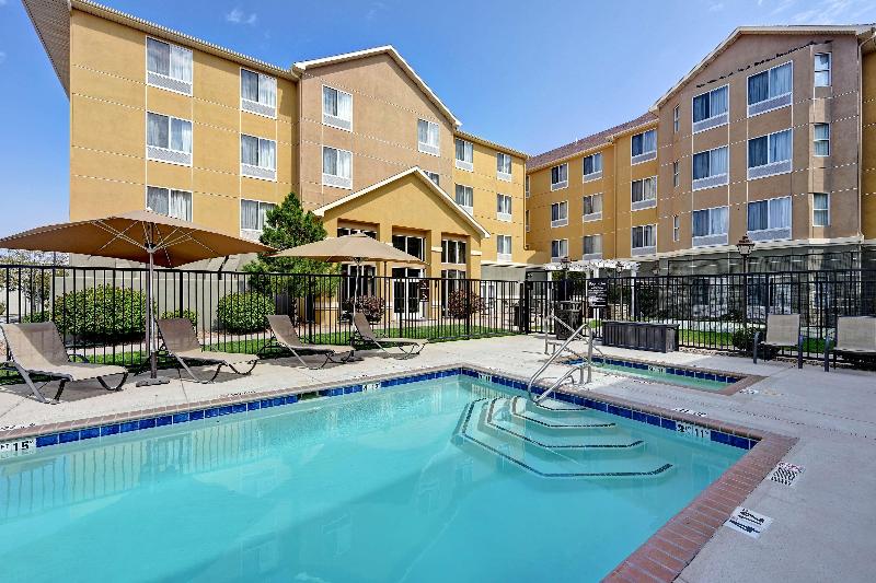 ホテル Homewood Suites By Hilton Albuquerque Airport