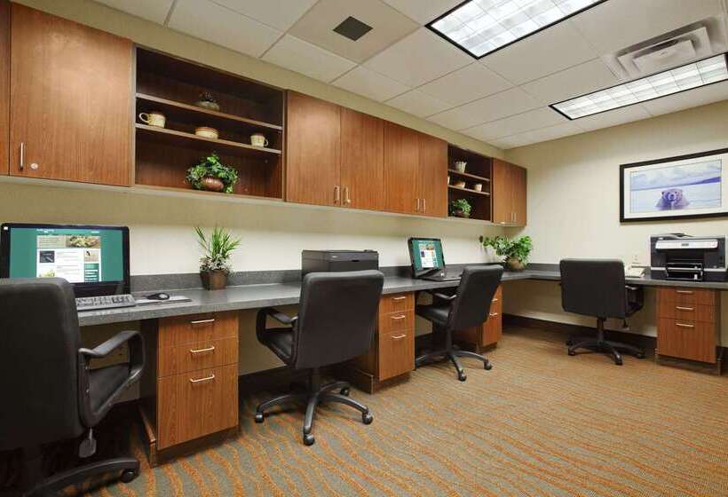 فندق Homewood Suites By Hilton Anchorage