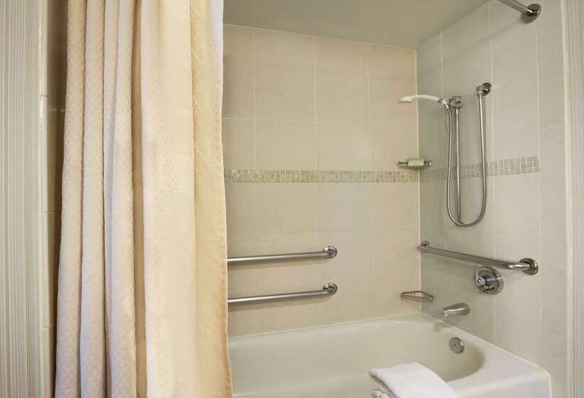 فندق Homewood Suites By Hilton Baltimore Inner Harbor