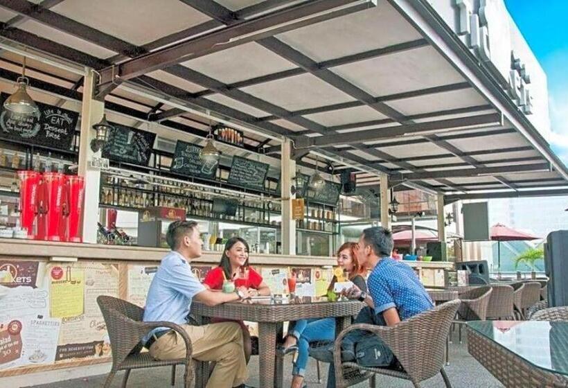 酒店 Horison Ultima Makassar