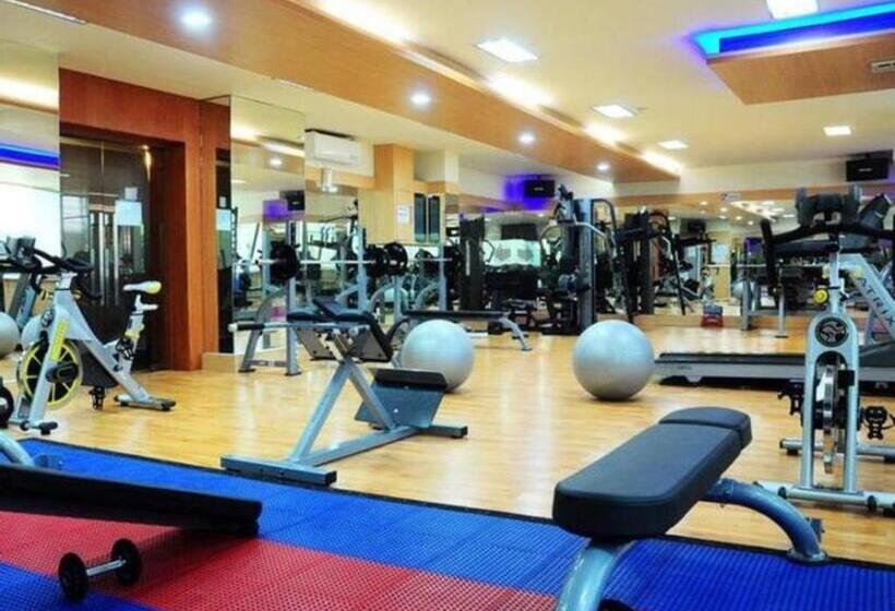 هتل Horison Ultima Makassar