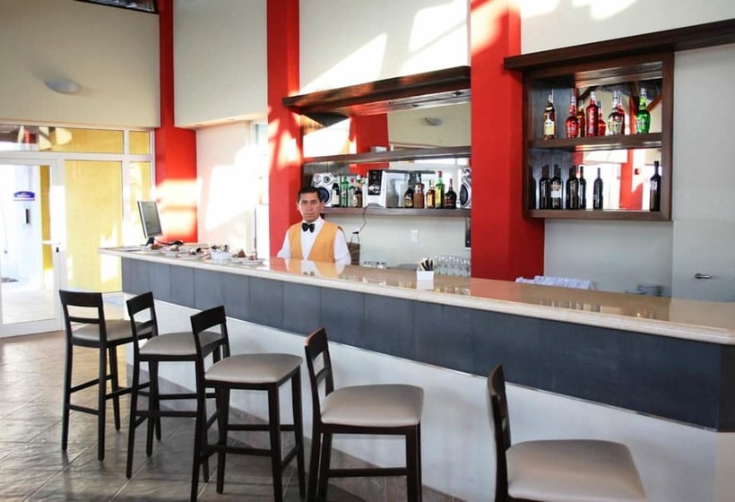 Отель Howard Johnson By Wyndham Rosario De La Frontera