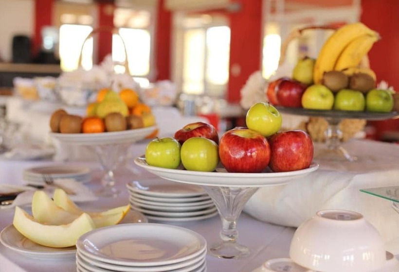 Отель Howard Johnson By Wyndham Rosario De La Frontera