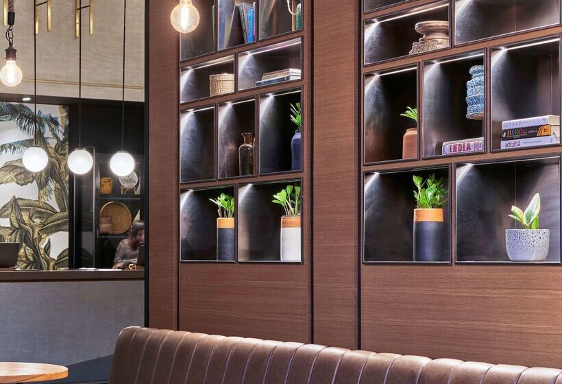 Отель Hyatt Centric Mg Road Bangalore