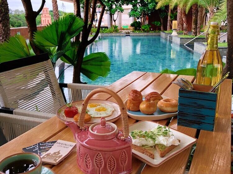 Отель Hyatt Centric Mg Road Bangalore