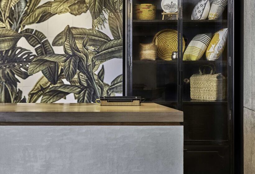 Отель Hyatt Centric Mg Road Bangalore