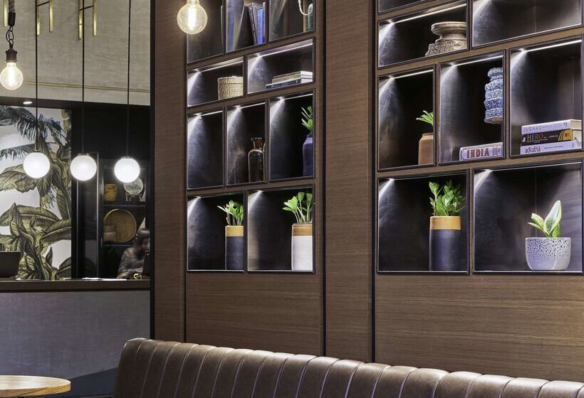 Отель Hyatt Centric Mg Road Bangalore