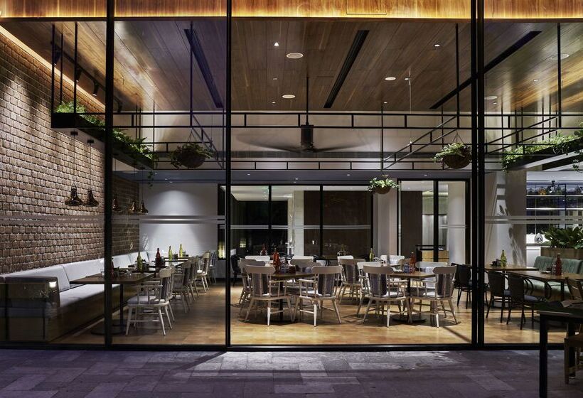 Отель Hyatt Centric Mg Road Bangalore