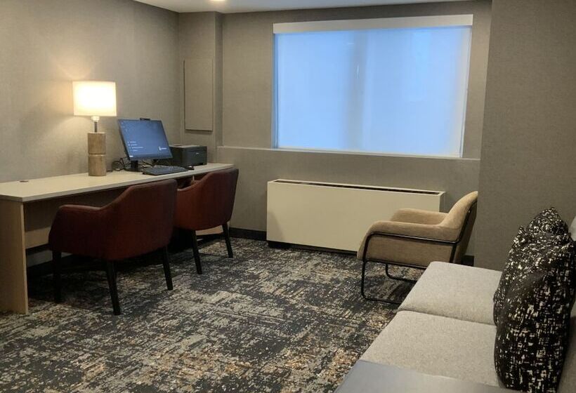 فندق Hyatt Place Fairbanks